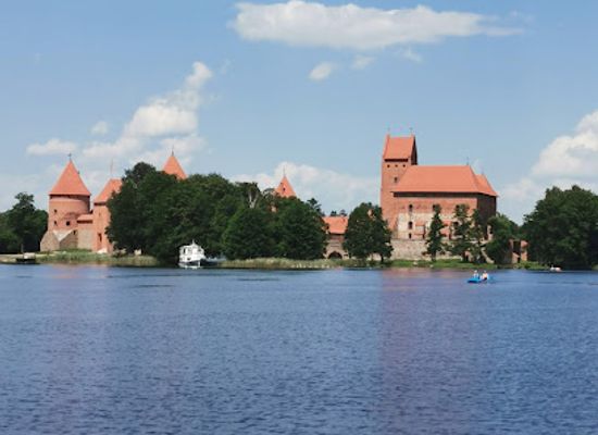 lithuania/trakai-island-castle/attraction/tiltelis-i-prieplauka