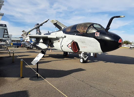 north-carolina/mountain-region/attraction/hickory-aviation-museum