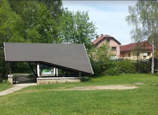slovakia/liptov/attraction/pramen-pod-cestou-teplica-pri-kadi