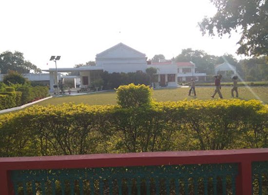 india/kanpur/govind-nagar/attraction/kamla-retreat