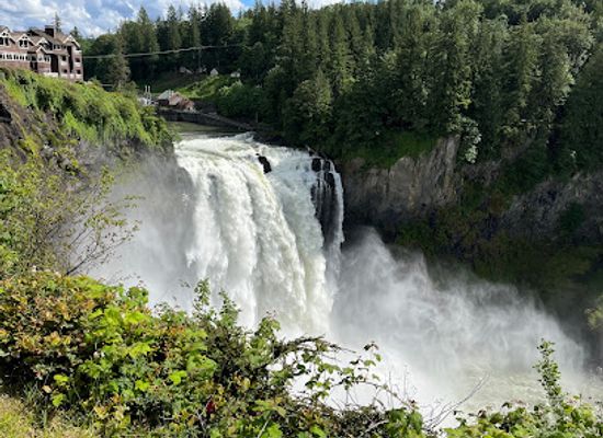 washington/snoqualmie-pass/attraction/snoqualmie-falls-lower-observation-deck