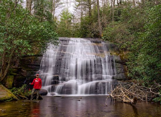 north-carolina/foothills/attraction/john-s-jump-falls