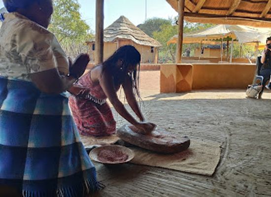 botswana/gaborone/attraction/bahurutshe-cultural-village