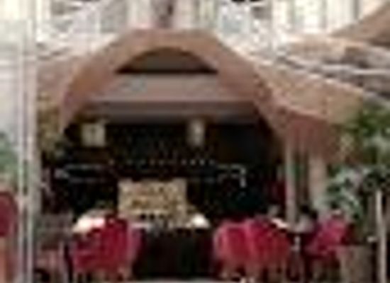 malta/golden-bay/attraction/the-astra-restaurant
