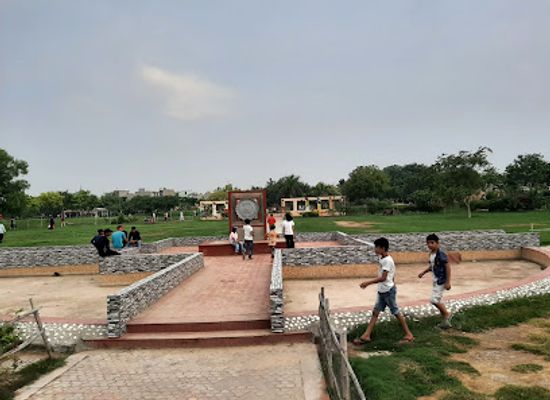 india/haryana/attraction/o-p-jindal-park