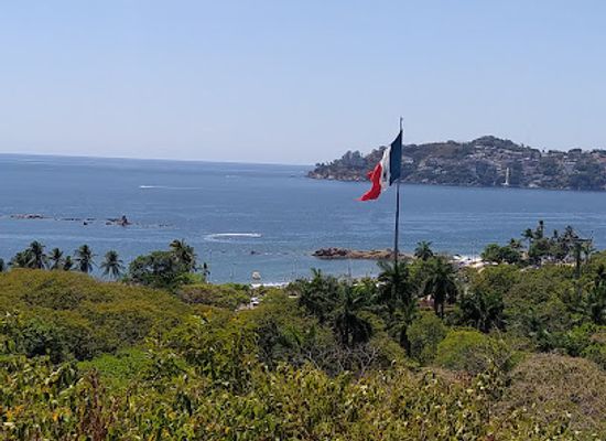 mexico/acapulco/acapulco-tradicional/attraction/parque-papagayo