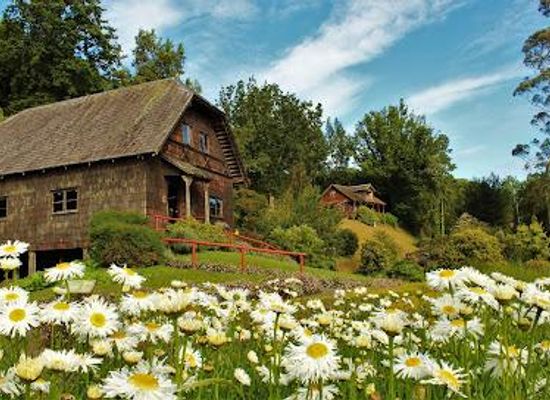 chile/puerto-varas/attraction/frutillar-german-colonial-museum