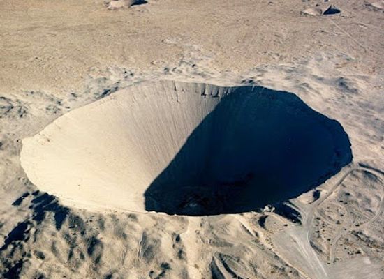 nevada/douglas-county/attraction/sedan-crater