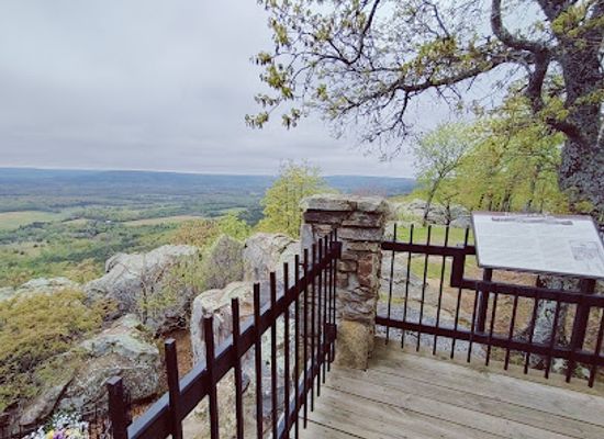 arkansas/petit-jean-state-park/attraction/petit-jean-state-park-visitor-center