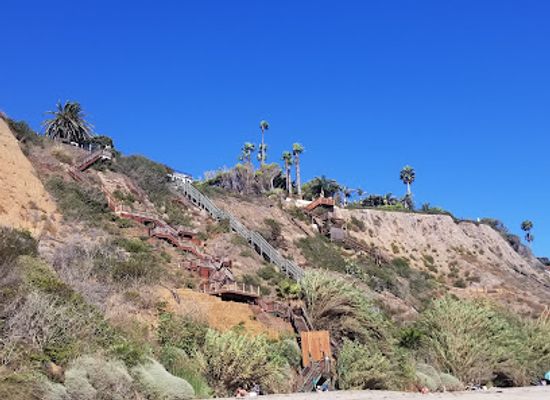 california/ventura-county/attraction/la-piedra-beach