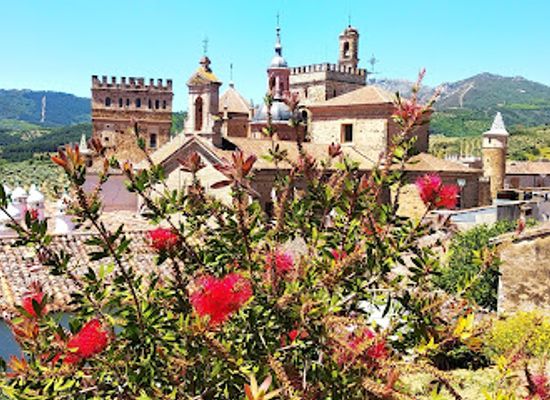 spain/extremadura/attraction/royal-monastery-of-santa-maria-de-guadalupe
