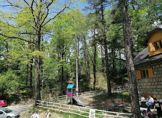 bosnia-and-herzegovina/tuzla/attraction/dom-prirode-ilincica