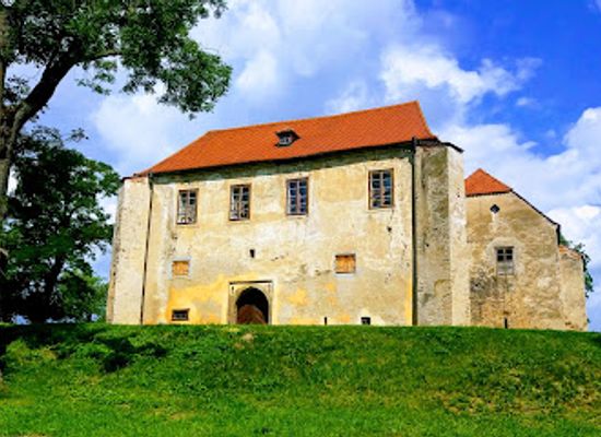 czechia/south-bohemia/attraction/cuknstejn-fortress