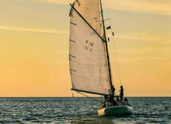 massachusetts/north-shore/attraction/sunset-sail-salem