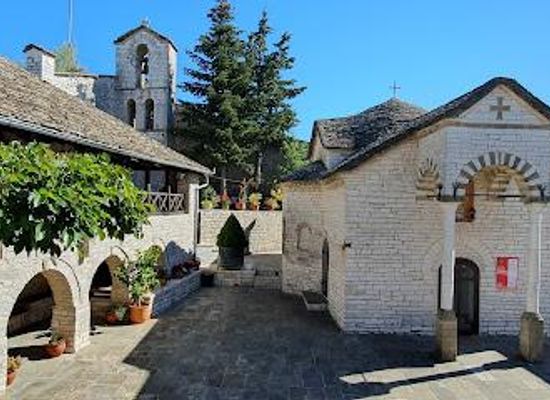 greece/ioannina/attraction/monastery-of-panagia-tsoukas
