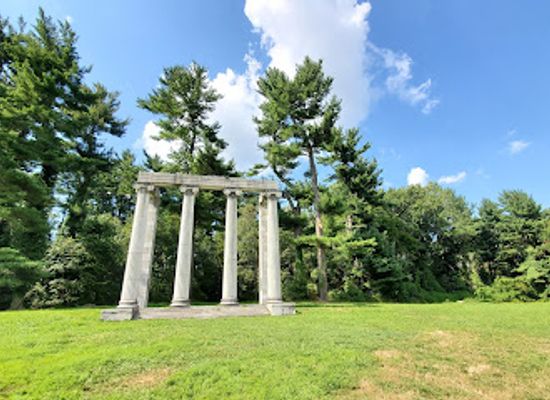 new-jersey/princeton/attraction/colonnade-and-gravesite