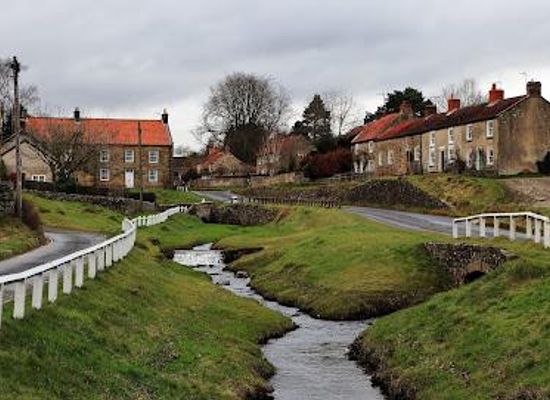 united-kingdom/yorkshire-and-the-humber/attraction/hutton-le-hole