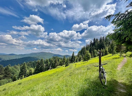 poland/gorce-mountains/attraction/polana-limierze