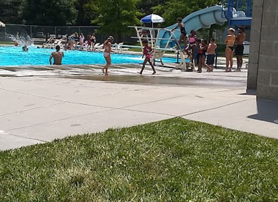 nebraska/lincoln/university-place/attraction/university-place-park-and-aquatic-center