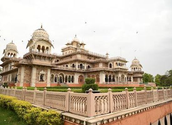 india/jaipur/attraction/albert-hall-museum