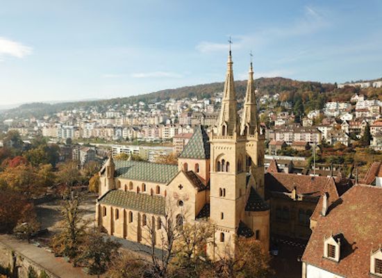 switzerland/neuchatel/attraction/collegiate-church-of-neuchatel