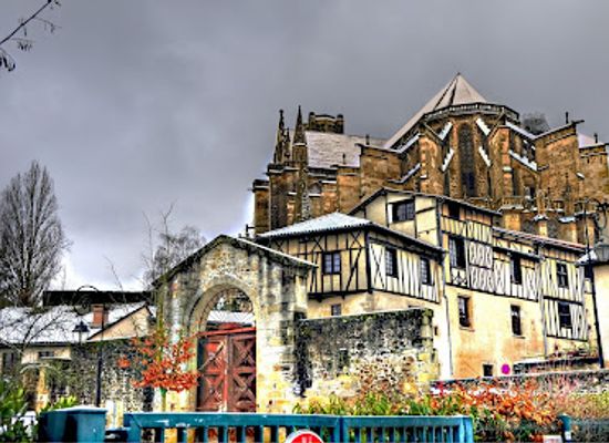 france/limousin/attraction/musee-des-compagnons-du-tour-de-france-cite-des-metiers-et-des-arts