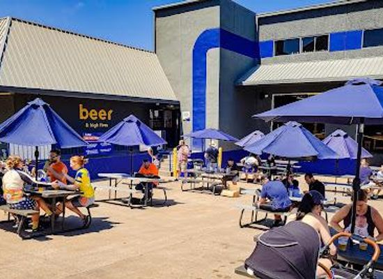 texas/houston/attraction/eureka-heights-brew-co
