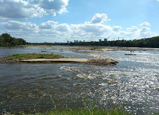 poland/warsaw/attraction/paradise-beach-on-the-vistula-river