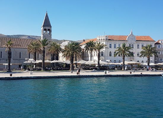 croatia/trogir/attraction/park-garagnin-fanfogna