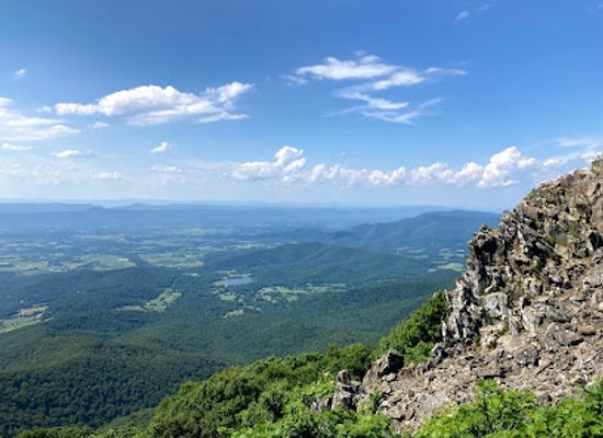 virginia/skyline-drive/attraction/stony-man-mountain-summit