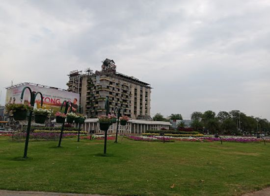 pakistan/lahore/gulberg/attraction/liberty-park