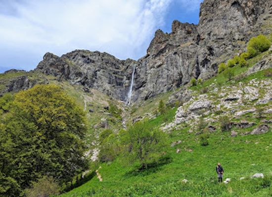 bulgaria/stara-planina/attraction/rayskoto-praskalo-waterfall