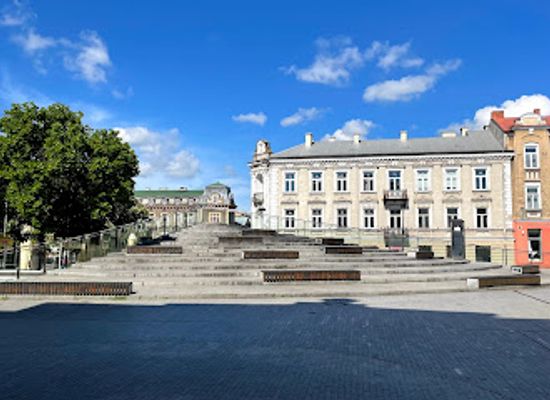 poland/radom/attraction/fontanny-na-zeromskiego