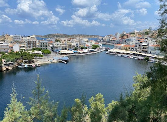greece/crete/attraction/fisherman-s-crypt