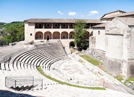italy/umbria/attraction/teatro-romano