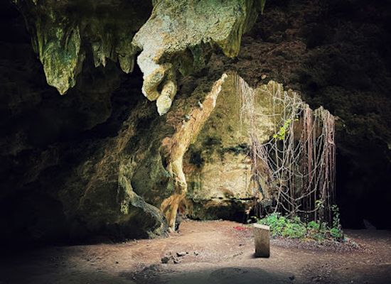 tanzania/zanzibar-island/attraction/kuumbi-cave