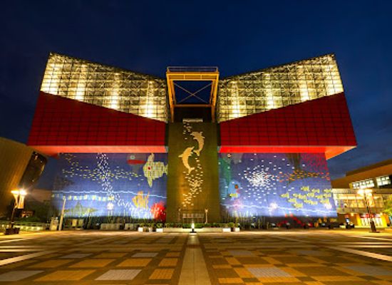 japan/osaka/dotonbori/attraction/osaka-aquarium-kaiyukan