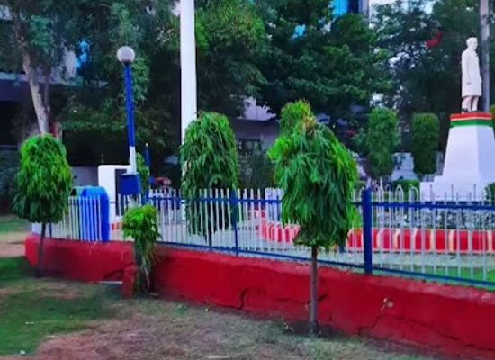 india/jabalpur/attraction/national-flag-1oo-ft