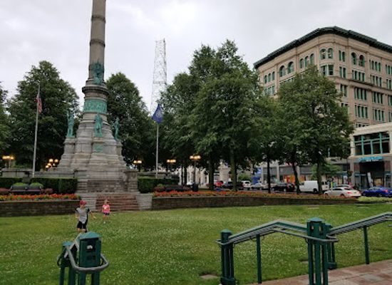 new-york/buffalo/downtown-buffalo/attraction/lafayette-square