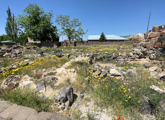 armenia/mount-aragats/attraction/arshakid-kings-mausoleum