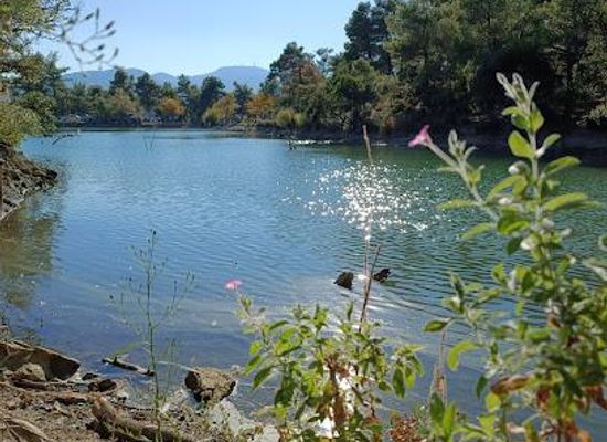 greece/attica/attraction/limni-mpeletsi