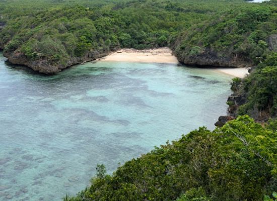 philippines/western-visayas/attraction/taklong-island-national-marine-reserve