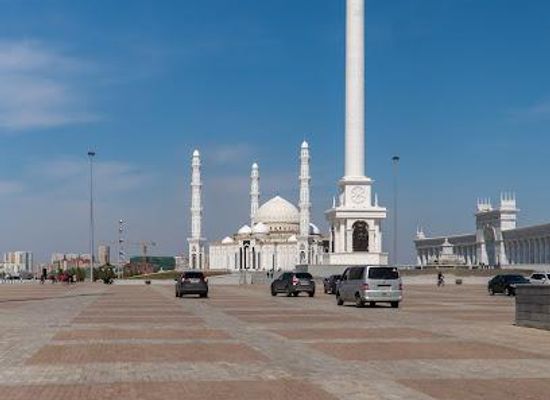 kazakhstan/nur-sultan/attraction/independence-square-and-kazakh-eli-monument