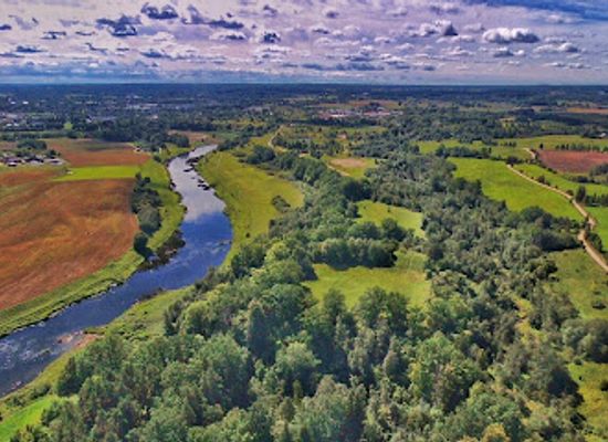 latvia/kuldiga/attraction/veckuldigas-pilskalns