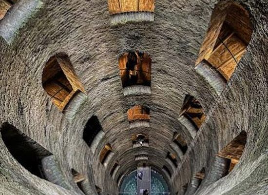 italy/orvieto/attraction/pozzo-di-san-patrizio