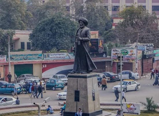 egypt/asyut/attraction/university-square