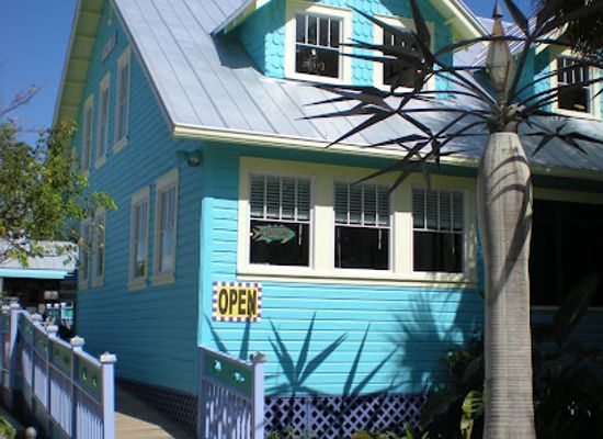 florida/sanibel-island/attraction/tower-gallery-an-artist-co-op