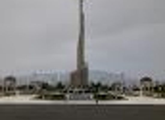 tajikistan/khujand/attraction/park-30-letiya-16-sessii-s-yezda
