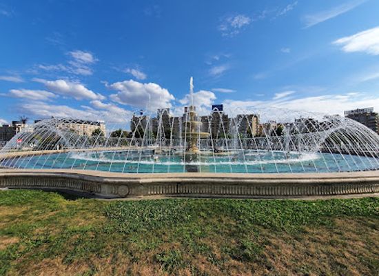 romania/bucharest/cismigiu/attraction/bucharest-fountains