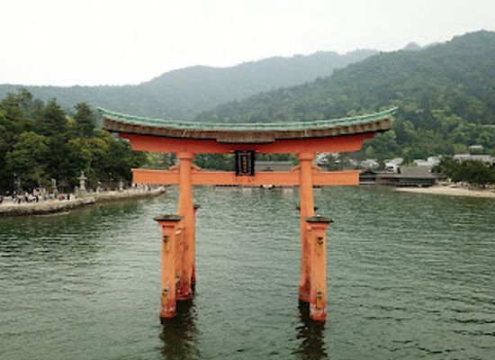 japan/hiroshima/attraction/itsukushima-shrine
